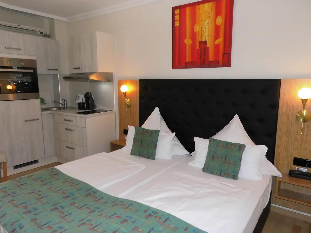 Aparthotel Guzulka & Restaurant 3*, Берлин