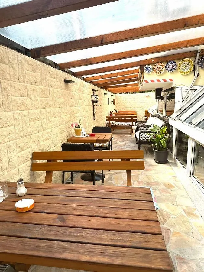 ***  Aparthotel Guzulka & Restaurant Berlino Germania