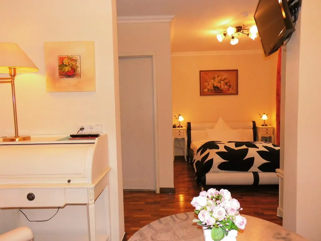 Aparthotel Guzulka & Restaurant Berlino 3*,  Germania